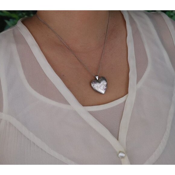 Sterling Silver Grandma Heart Locket Necklace 18" Chain - Picture 3 of 10